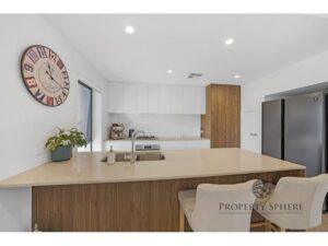 Property Sphere Real State Services | Southport & Labrador QLD 18, 1 Flametree Cct, Arundel 5