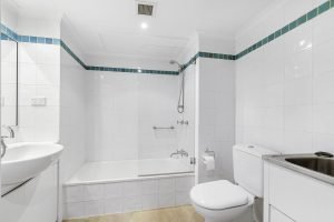 Property Sphere Real State Services | Southport & Labrador QLD 39.19 Aubrey Street, Surfers Paradise Qld 4217 5