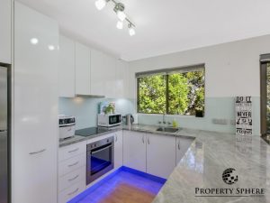 Property Sphere Real State Services | Southport & Labrador QLD 7, 63 Bauer St, Southport 3