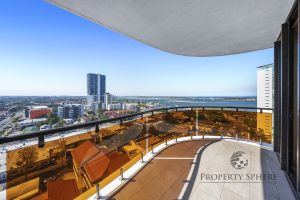 Property Sphere Real State Services | Southport & Labrador QLD 1511 139 Scarbourgh 06 Wm