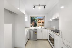 Property Sphere Real State Services | Southport & Labrador QLD 73 100 Racecourse 05