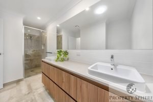 Property Sphere Real State Services | Southport & Labrador QLD 32 2 Flametree 19 Wm