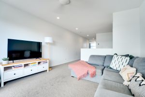 Property Sphere Real State Services | Southport & Labrador QLD 22 2 Flametree Cct, Arundel 14