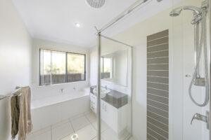 Property Sphere Real State Services | Southport & Labrador QLD 10 Alessandra 08