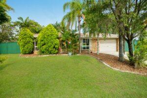 Property Sphere Real State Services | Southport & Labrador QLD 2 Colombard Pl, Heritage Park Qld 4118, Australia (9)