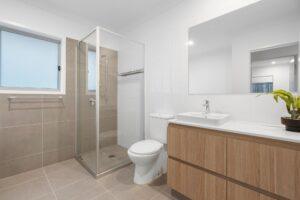 Property Sphere Real State Services Arundel, QLD 4214 26 Greenview Cct, Arundel Qld 4214, Australia (11)