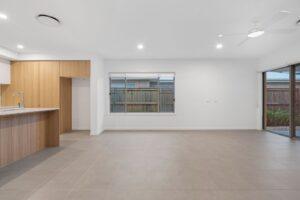 Property Sphere Real State Services Arundel, QLD 4214 26 Greenview Cct, Arundel Qld 4214, Australia (19)