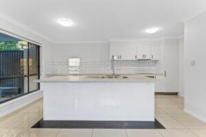 Property Sphere Real State Services Arundel, QLD 4214 3 53 Gordon St, Labrador (8)