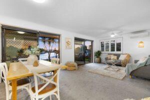 Property Sphere Real State Services Arundel, QLD 4214 1 18 Back St, Biggera Waters Qld 4216, Australia (1)