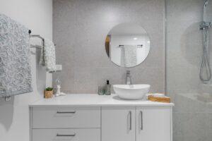 Property Sphere Real State Services Arundel, QLD 4214 1 18 Back St, Biggera Waters Qld 4216, Australia (12)