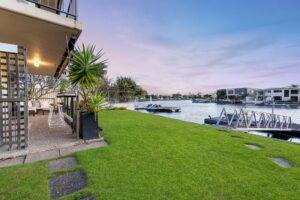 Property Sphere Real State Services Arundel, QLD 4214 1 18 Back St, Biggera Waters Qld 4216, Australia (7)