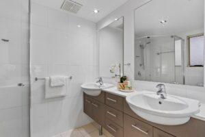 Property Sphere Real State Services Arundel, QLD 4214 822 Back St (16)