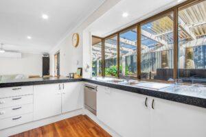 Property Sphere Real State Services Arundel, QLD 4214 Unit 2 10 Ash Ct, Arundel Qld 4214, Australia (11)