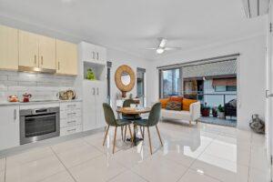 Property Sphere Real State Services Arundel, QLD 4214 Unit 8 16 Brisbane Rd, Labrador Qld 4215, Australia (21)
