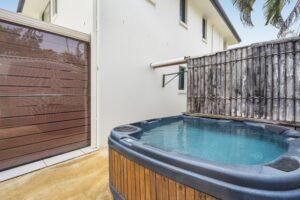 Property Sphere Real State Services Arundel, QLD 4214 Unit 11 156 Greenacre Dr, Arundel Qld 4214, Australia (14)