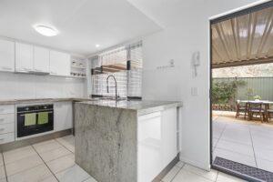 Property Sphere Real State Services Arundel, QLD 4214 Unit 11 156 Greenacre Dr, Arundel Qld 4214, Australia (23)