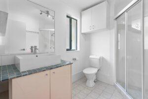 Property Sphere Real State Services Arundel, QLD 4214 Unit 11 156 Greenacre Dr, Arundel Qld 4214, Australia (5)