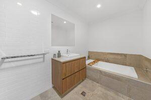 Property Sphere Real State Services Arundel, QLD 4214 18 1 Flametree 19