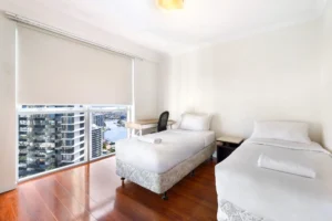 Property Sphere Real State Services Arundel, QLD 4214 1221 23 Ferny Av Surfers Paradise 16 Scaled