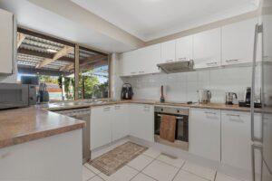 Property Sphere Real State Services Arundel, QLD 4214 20191 Greenacre Dr (15)