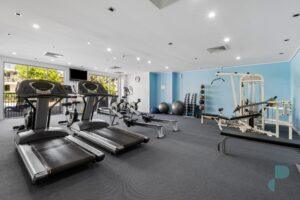 Property Sphere Real State Services Arundel, QLD 4214 Web 625 66 Sickle Ave, Hope Island Qld 4212, Australia (22)