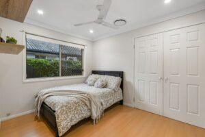 Property Sphere Real State Services Arundel, QLD 4214 173 Greenacre Dr, Arundel Qld 4214, Australia (6)