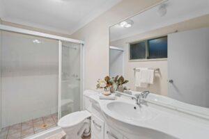 Property Sphere Real State Services Arundel, QLD 4214 22 191 Greenacre Dr, Arundel Qld 4214, Australia (23)