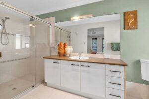 Property Sphere Real State Services Arundel, QLD 4214 29